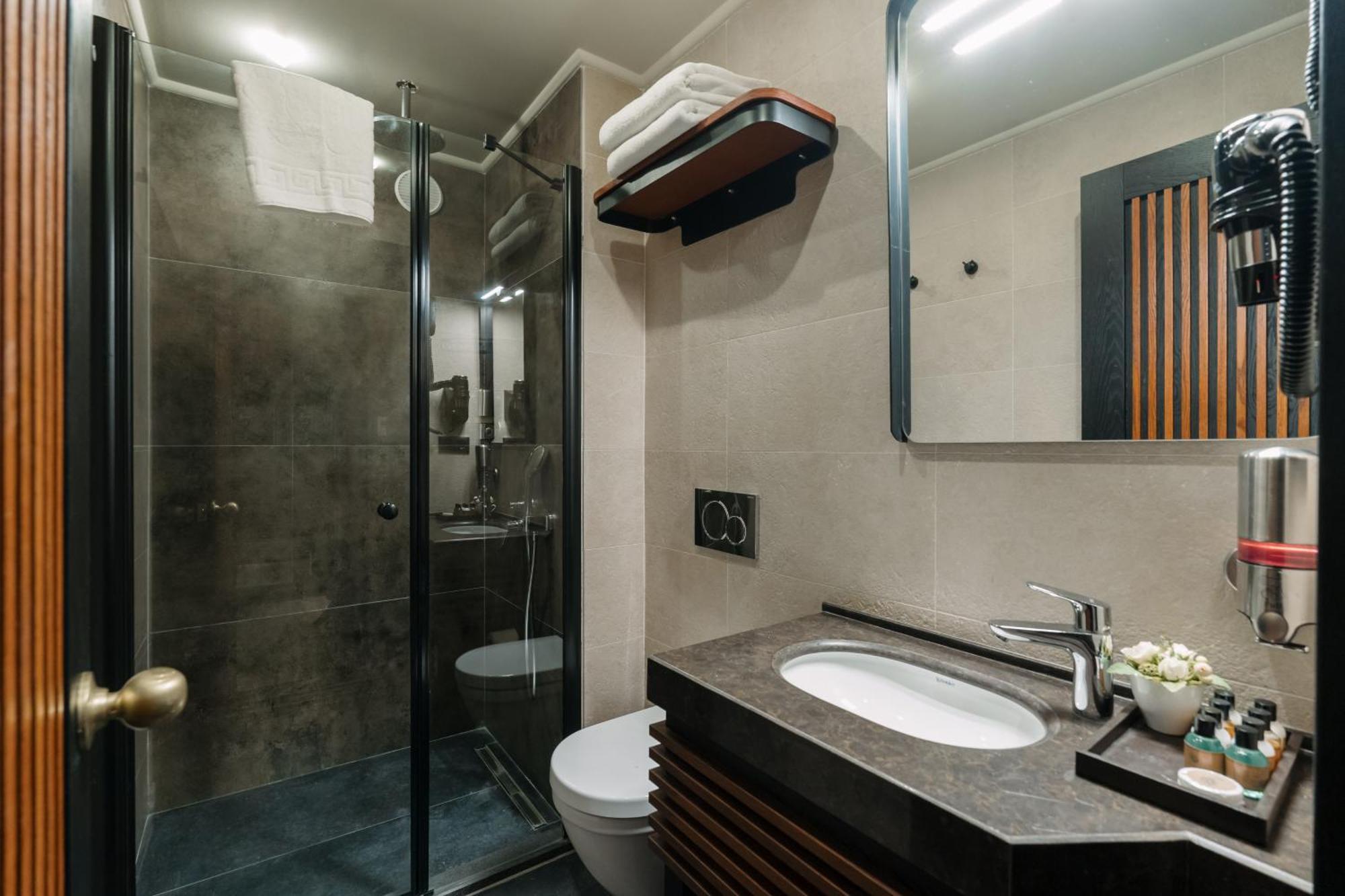 Hotel Tria Elegance Provincia di Istanbul Esterno foto